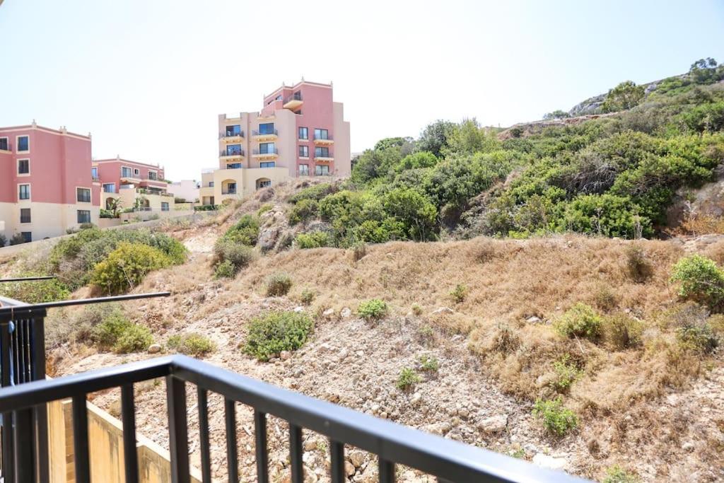 Spacious Mellieha 2Br Home With Stunning Sea Views By 360 Estates Exterior foto